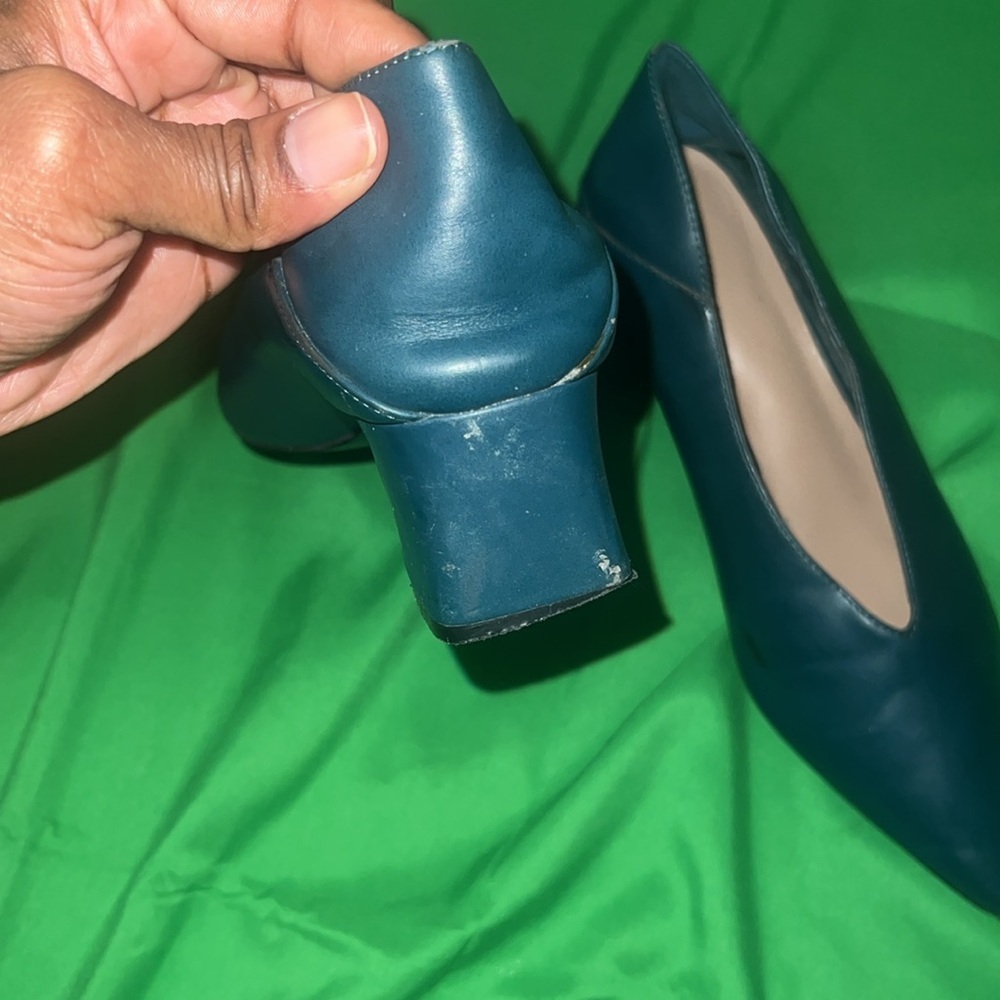 Charles & Keith Shoes size 37 - Picture 8 of 11